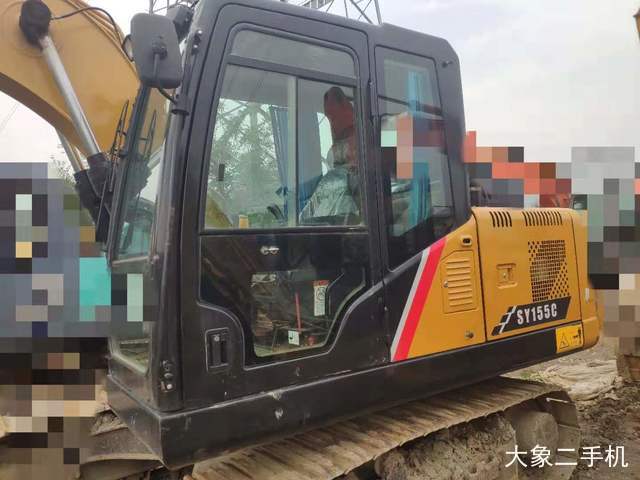 三一重工 SY135C-9 挖掘机