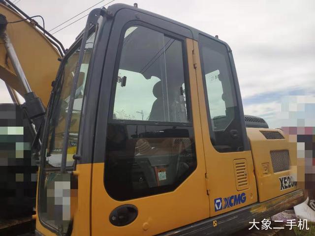 徐工 XE135D 挖掘机