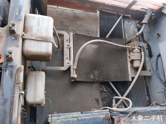 日立 ZX270LC-3 挖掘机