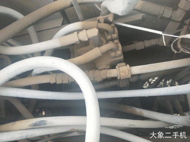 小松 PC200-8 挖掘机