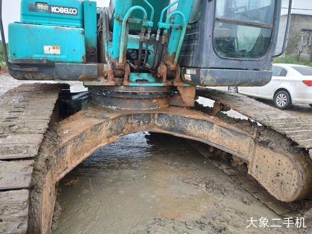 神钢 SK260LC-8 挖掘机