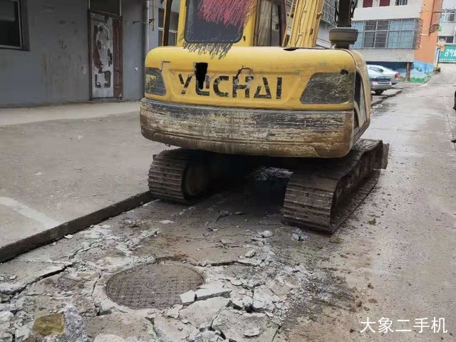 玉柴 YC85-8 挖掘机