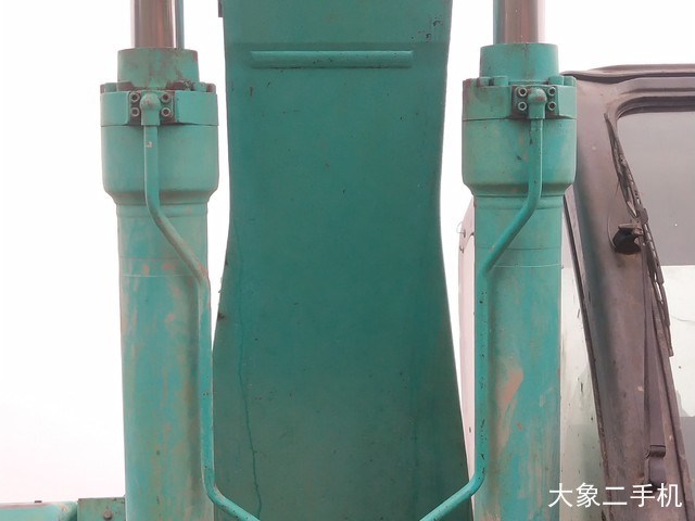 神钢 SK260LC-8 挖掘机