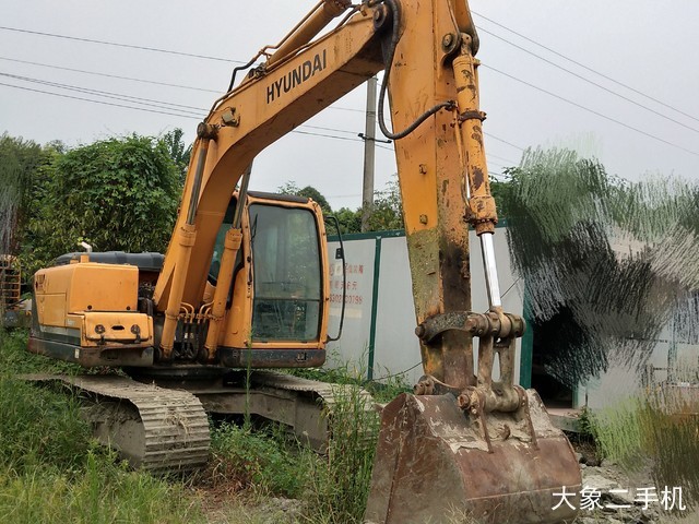 现代 R150LC-9 挖掘机