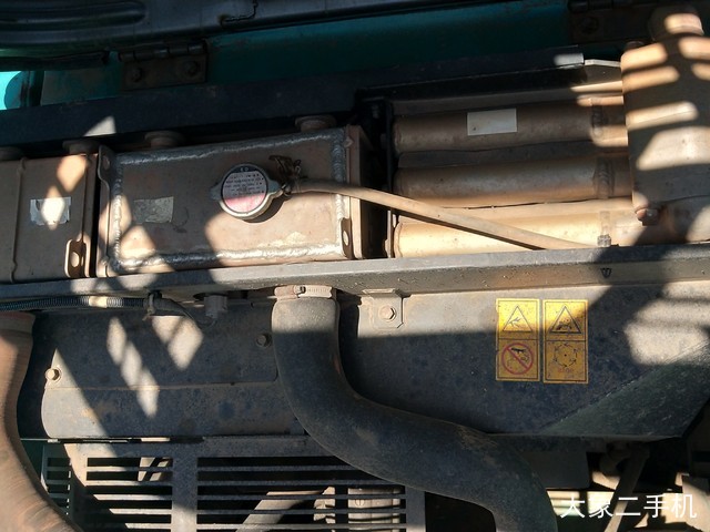 神钢 SK260LC-8 挖掘机