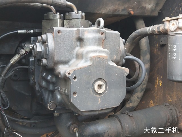 小松 PW220-7 挖掘机