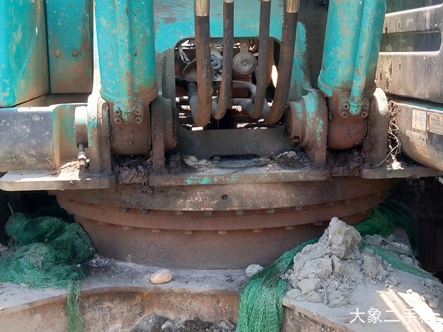 神钢 SK260LC-8 挖掘机