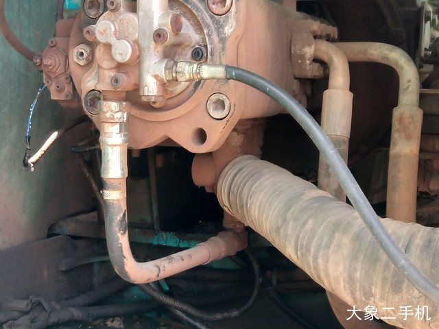 神钢 SK260LC-8 挖掘机