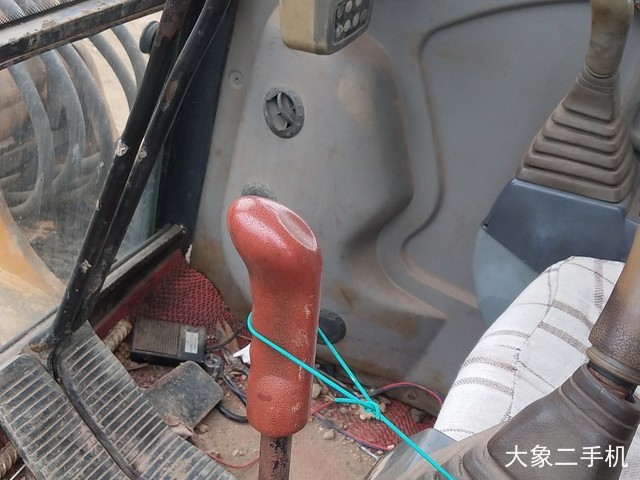 雷沃重工 FR65-7 挖掘机