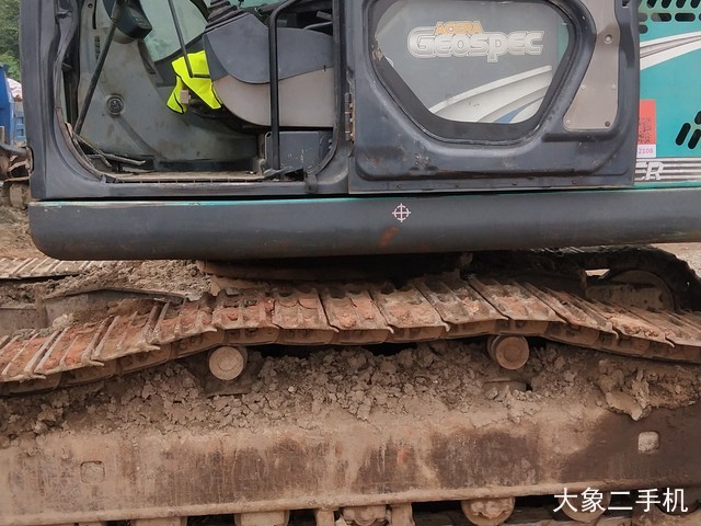 神钢 SK260LC-8 挖掘机