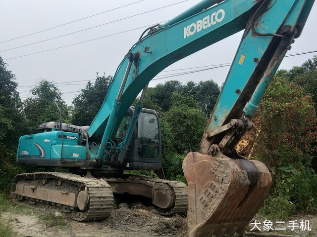 神钢 SK350LC-8 挖掘机