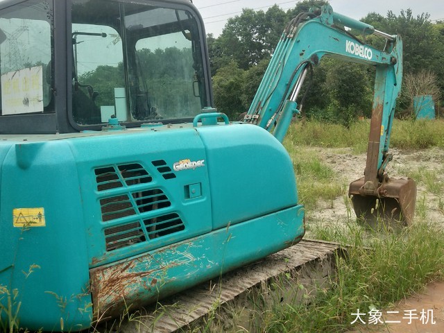 神钢 SK60-8 挖掘机