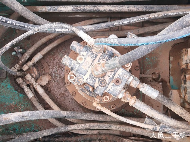 神钢 SK260LC-8 挖掘机