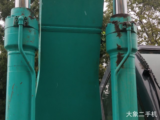 神钢 SK260LC-8 挖掘机