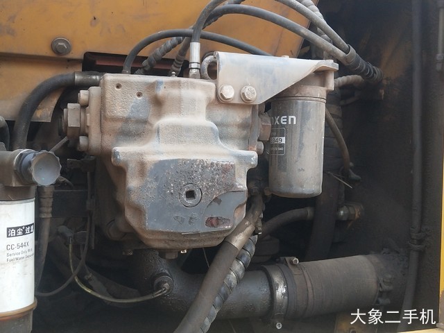 小松 PC240LC-8 挖掘机