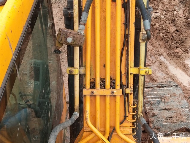 三一重工 SY135C-8 挖掘机