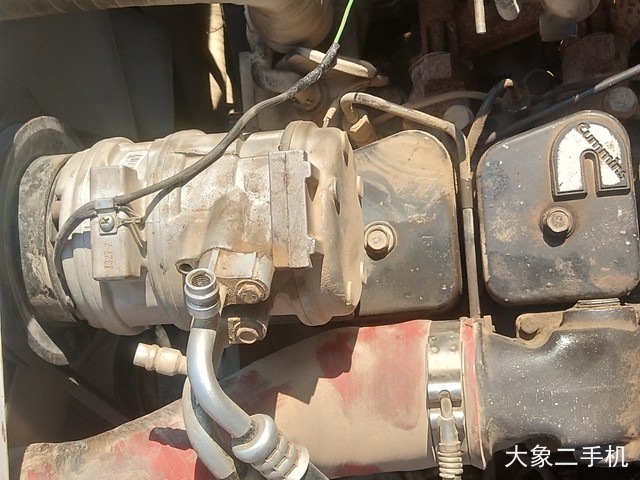 龙工 LG6150 挖掘机