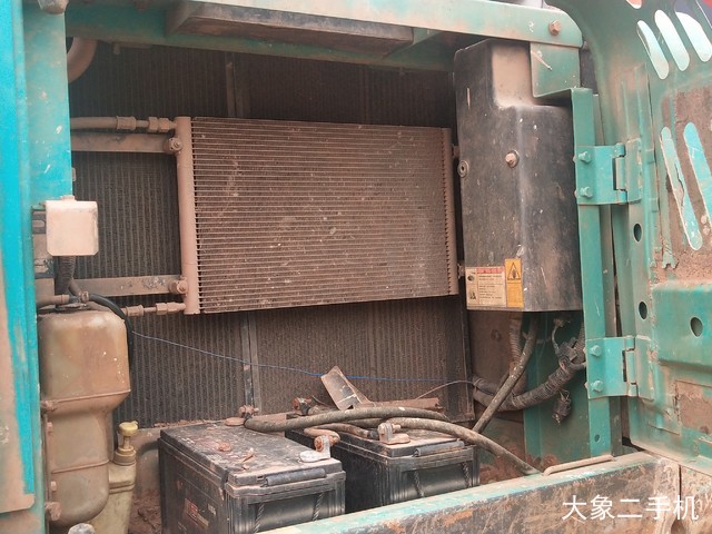 神钢 SK260LC-8 挖掘机