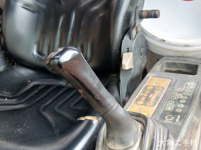 徐工 XE230 挖掘机