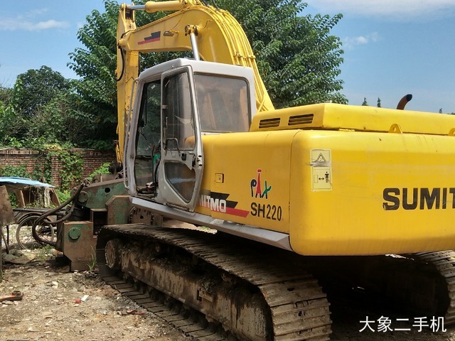 住友 SH200A2 挖掘机