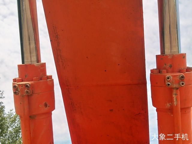 斗山 DH220-5 挖掘机