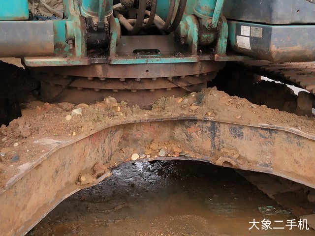 神钢 SK260LC-8 挖掘机