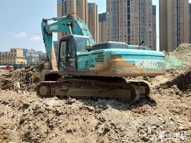 神钢 SK350LC-8 挖掘机