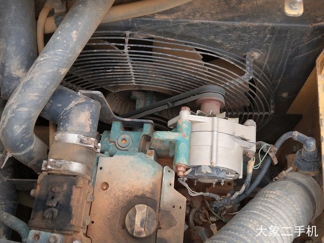 沃尔沃 EC210B 挖掘机