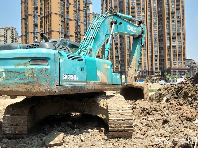 神钢 SK350LC-8 挖掘机