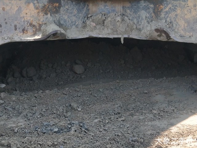 神钢 SK350LC-8 挖掘机