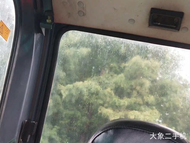 神钢 SK260LC-8 挖掘机