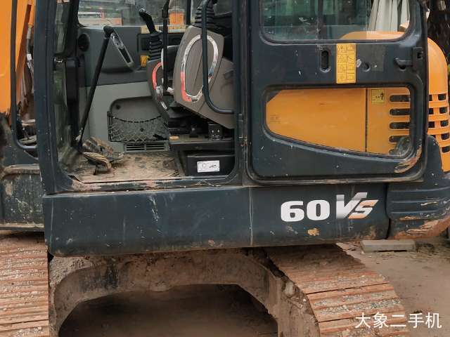 现代 R60-9VS 挖掘机