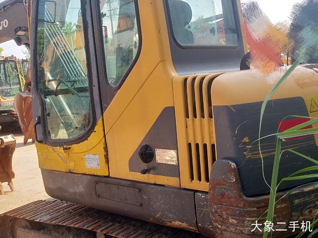 沃尔沃 EC55B-Pro 挖掘机