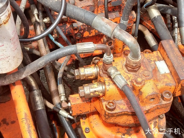 斗山 DH220-5 挖掘机