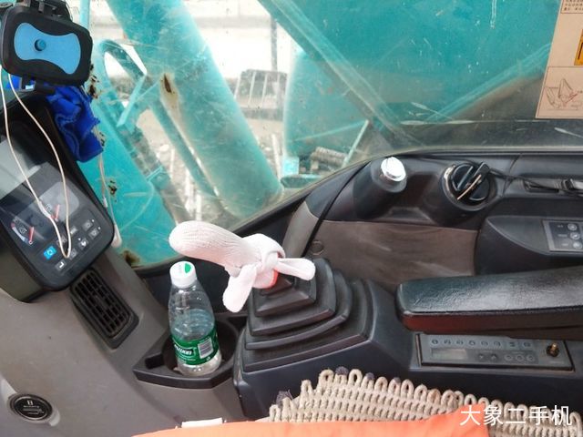 神钢 SK250LC-8 挖掘机