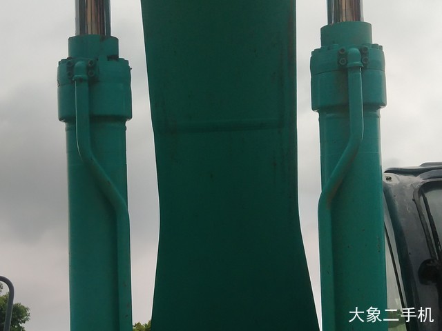 神钢 SK350LC-8 挖掘机