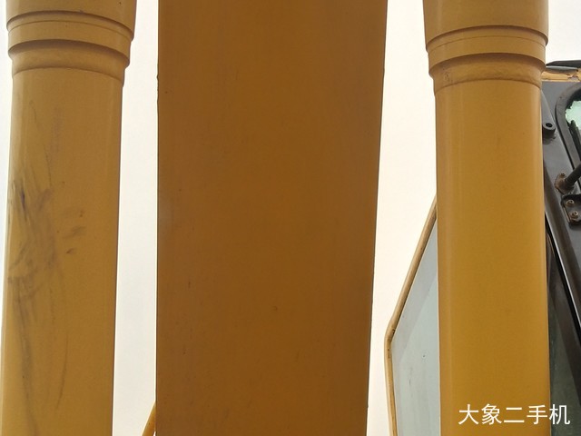 小松 PC240LC-8 挖掘机