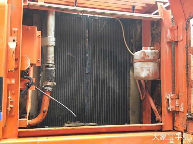 斗山 DH220LC-V 挖掘机