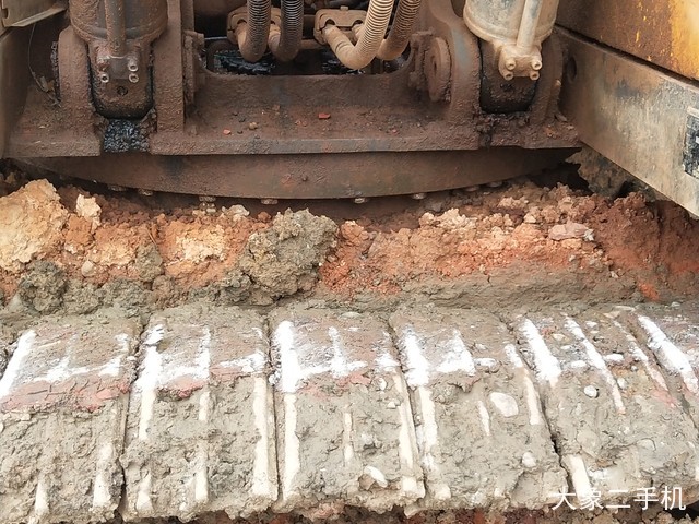 沃尔沃 EC210B 挖掘机