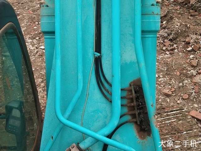 神钢 SK260LC-8 挖掘机