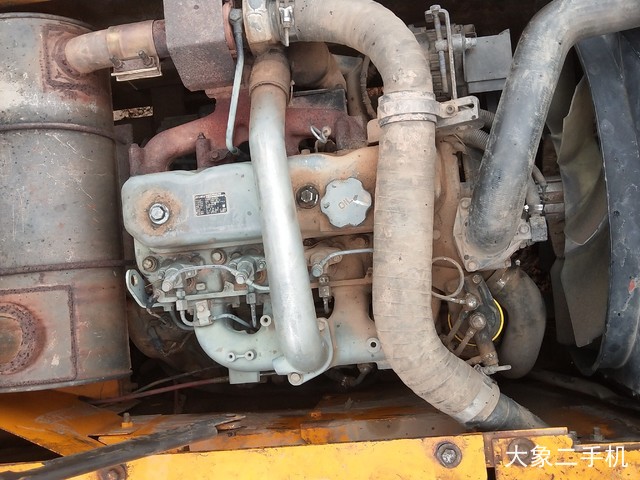 三一重工 SY135C-8 挖掘机