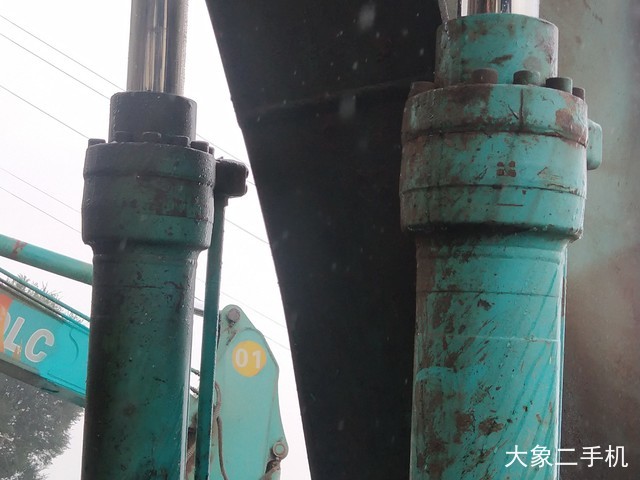 神钢 SK200-3 挖掘机