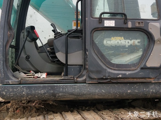 神钢 SK350LC-8 挖掘机