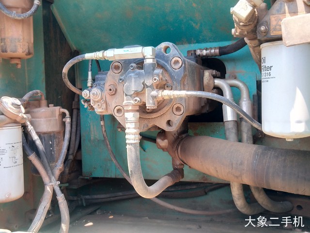 神钢 SK350LC-8 挖掘机