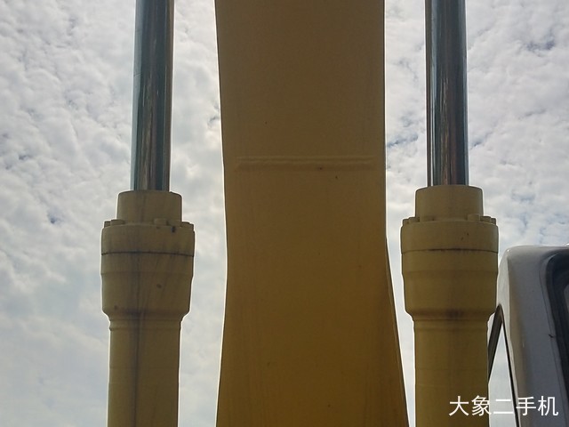 住友 SH200A3 挖掘机