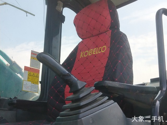 神钢 SK350LC-8 挖掘机