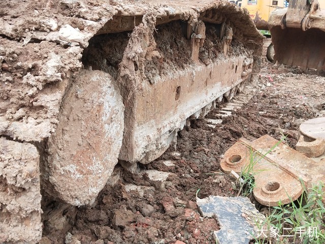 神钢 SK260LC-8 挖掘机