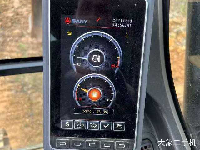 三一重工 SY205C-9 挖掘机