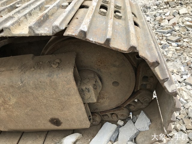 中联重科 ZE230E 挖掘机