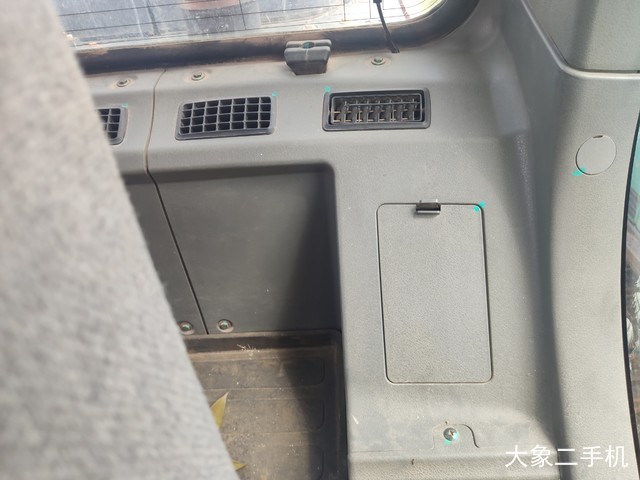 斗山 DX215-9C 挖掘机